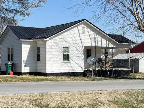 549 Adams Street Erwin Tn 37650, Erwin, TN 37650