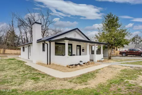 1703 E Fairview Avenue Johnson City Tn 37601, Johnson City, TN 37601