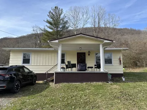 6 W 3rd Avenue Big Stone Gap Va 24219, Big Stone Gap, VA 24219