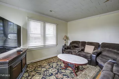 Living - 112 Lewis Lane Lane Erwin Tn 37650, Erwin, TN 37650 photo 2 of 2