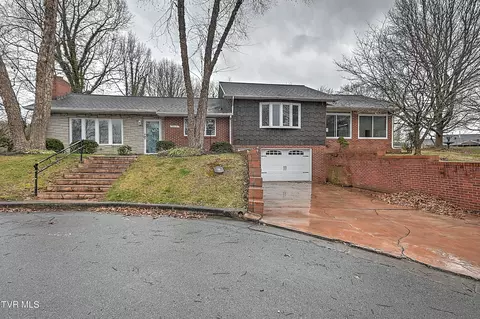 2317 Cretsinger Drive Johnson City Tn 37601, Johnson City, TN 37601