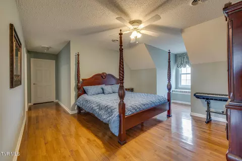 Bedroom - 15125 Rouse Road Glade Spring Va 24340, Glade Spring, VA 24340 photo 7 of 9