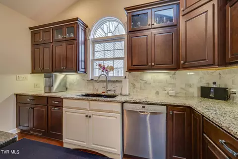 Kitchen - 15125 Rouse Road Glade Spring Va 24340, Glade Spring, VA 24340 photo 5 of 7