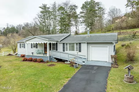 Exterior - 8005 Cunningham Road Bristol Va 24202, Bristol, VA 24202 photo 2 of 24