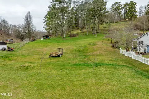 View/Area - 8005 Cunningham Road Bristol Va 24202, Bristol, VA 24202 photo 13 of 15