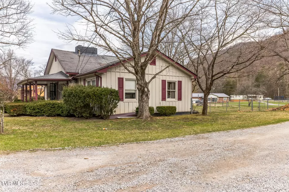 1422 Crackers Neck Road Big Stone Gap Va 24219, Big Stone Gap, VA 24219