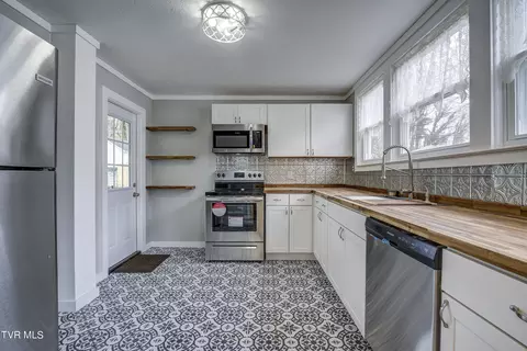 Kitchen - 422 Opekiska Street Erwin Tn 37650, Erwin, TN 37650 photo 1 of 5