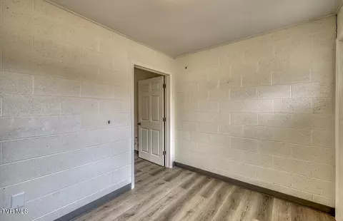 Bedroom - 1745 Highway 93 Fall Branch Tn 37656, Fall Branch, TN 37656 photo 2 of 2
