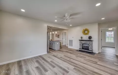 Living - 1745 Highway 93 Fall Branch Tn 37656, Fall Branch, TN 37656 photo 1 of 3