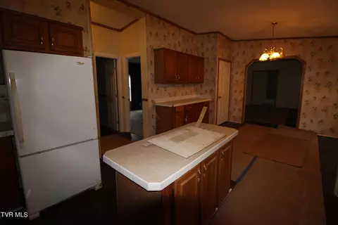 Kitchen - 2712 4th Ave E Big Stone Gap Va 24219, Big Stone Gap, VA 24219 photo 3 of 4