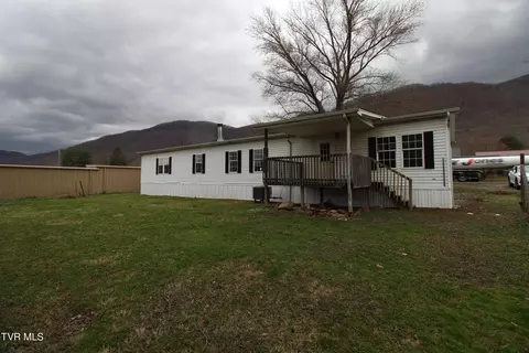 Exterior - 2712 4th Ave E Big Stone Gap Va 24219, Big Stone Gap, VA 24219 photo 6 of 10