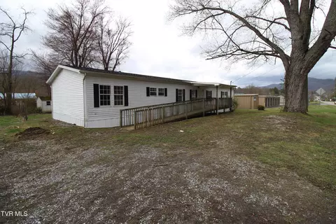 Exterior - 2712 4th Ave E Big Stone Gap Va 24219, Big Stone Gap, VA 24219 photo 8 of 10