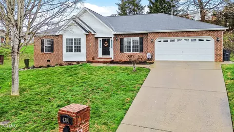 4301 Spenlow Court Kingsport Tn 37663, Kingsport, TN 37663