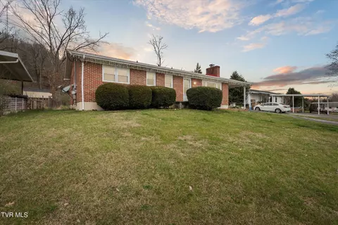 313 Santa Fe Drive Bristol Tn 37620, Bristol, TN 37620