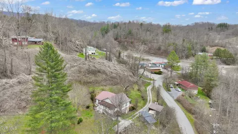View/Area - 7829 Old North Fork Rd Road Pound Va 24279, Pound, VA 24279 photo 6 of 6