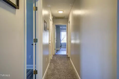 Entry Way - 132 Saylor Road Johnson City Tn 37615, Johnson City, TN 37615 photo 5 of 5