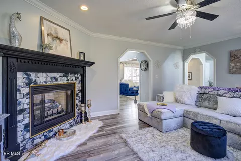 Living - 132 Saylor Road Johnson City Tn 37615, Johnson City, TN 37615 photo 5 of 6