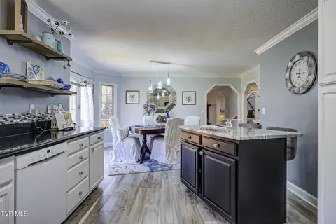 Kitchen - 132 Saylor Road Johnson City Tn 37615, Johnson City, TN 37615 photo 5 of 6