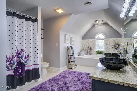 Bath - 132 Saylor Road Johnson City Tn 37615, Johnson City, TN 37615 photo 3 of 8
