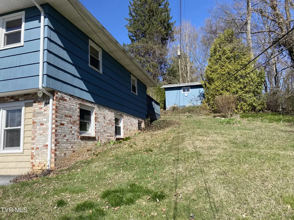 16285 Lee Highway Bristol Va 24202, Bristol, VA 24202 18 Photos Movoto