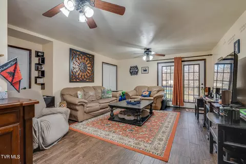 Living - 404 S Barton Street Johnson City Tn 37604, Johnson City, TN 37604 photo 1 of 3
