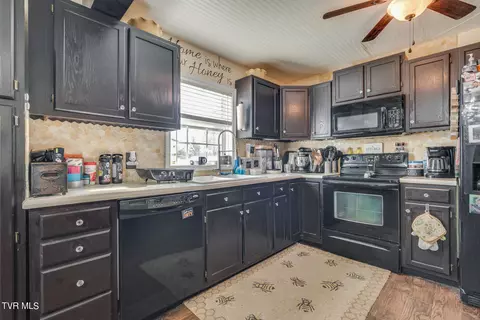 Kitchen - 404 S Barton Street Johnson City Tn 37604, Johnson City, TN 37604 photo 3 of 3