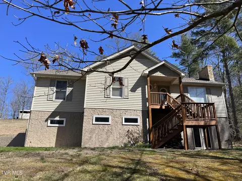 348 Sky Wa Mo Road Bluff City Tn 37618, Bluff City, TN 37618