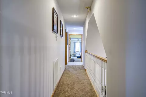 Entry Way - 210 Matson Road Jonesborough Tn 37659, Jonesborough, TN 37659 photo 3 of 4