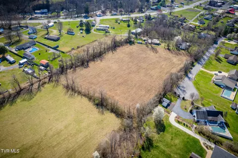 tbd Howard Court Elizabethton Tn 37643, Elizabethton, TN 37643