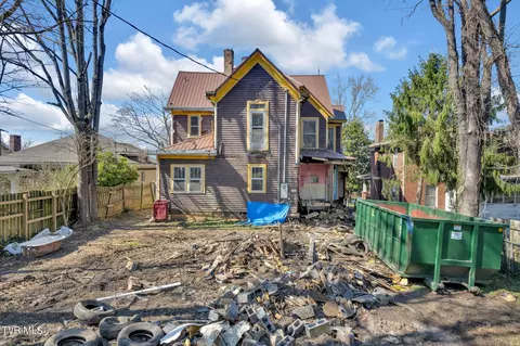 Exterior - 421 W Locust Street Johnson City Tn 37604, Johnson City, TN 37604 photo 7 of 7