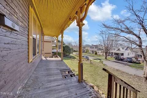 Exterior - 421 W Locust Street Johnson City Tn 37604, Johnson City, TN 37604 photo 3 of 7