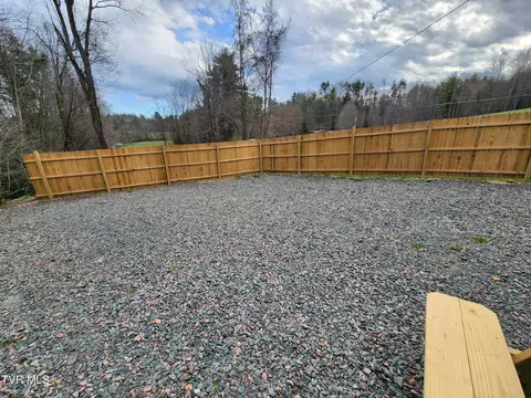 1544 Shingletown Road Mountain City Tn 37683, Mountain City, TN 37683 photo 11