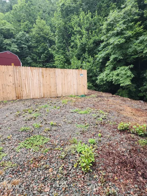1544 Shingletown Road Mountain City Tn 37683, Mountain City, TN 37683 photo 22