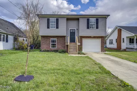 1640 Woodside Drive Kingsport Tn 37664, Kingsport, TN 37664