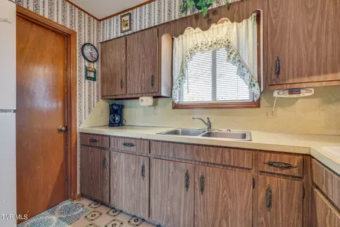 288 Butchertown Road Fall Branch Tn 37656, Fall Branch, TN 37656 photo 12