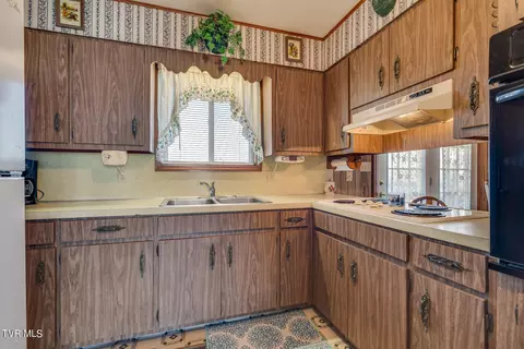 288 Butchertown Road Fall Branch Tn 37656, Fall Branch, TN 37656 photo 11