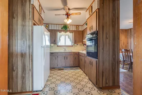 288 Butchertown Road Fall Branch Tn 37656, Fall Branch, TN 37656 photo 9