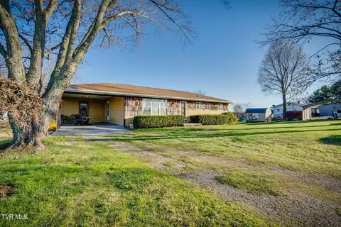 288 Butchertown Road Fall Branch Tn 37656, Fall Branch, TN 37656 photo 3