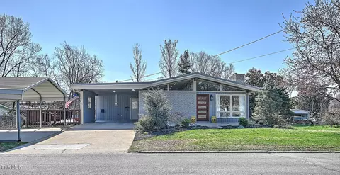 704 Oak Grove Avenue Greeneville Tn 37745, Greeneville, TN 37745