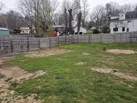 716 Maple Avenue Erwin Tn 37650, Erwin, TN 37650 photo 20