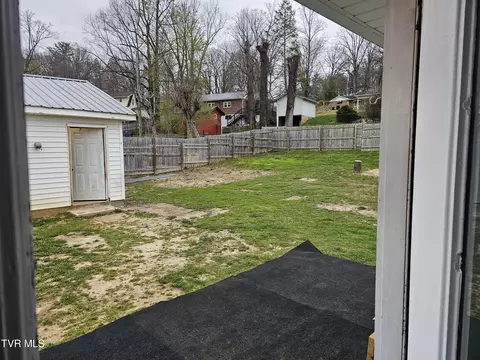 716 Maple Avenue Erwin Tn 37650, Erwin, TN 37650 photo 16