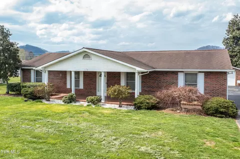 134 Southgate Drive Elizabethton Tn 37643, Elizabethton, TN 37643