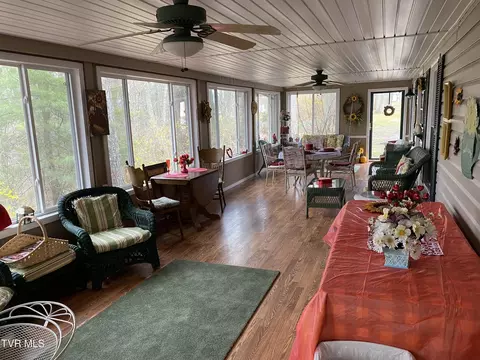 Living - 7113 Appletree Road Wise Va 24293, Wise, VA 24293 photo 6 of 6