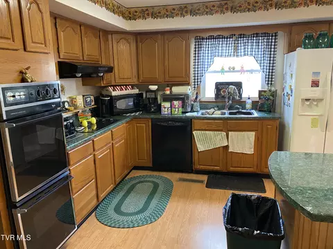 Kitchen - 7113 Appletree Road Wise Va 24293, Wise, VA 24293 photo 1 of 2