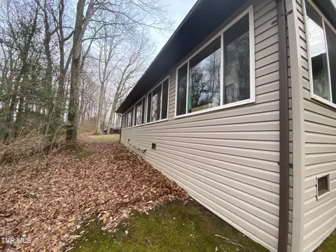 Exterior - 7113 Appletree Road Wise Va 24293, Wise, VA 24293 photo 18 of 23