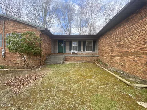 Exterior - 7113 Appletree Road Wise Va 24293, Wise, VA 24293 photo 4 of 23