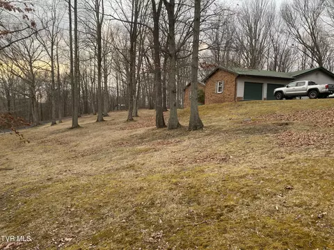 Exterior - 7113 Appletree Road Wise Va 24293, Wise, VA 24293 photo 13 of 23