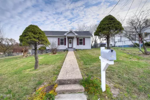 132 Madison Street Erwin Tn 37650, Erwin, TN 37650