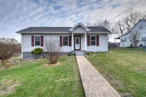 Exterior - 132 Madison Street Erwin Tn 37650, Erwin, TN 37650 photo 2 of 8