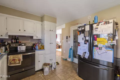 Kitchen - 277 Britton Drive Talbott Tn 37877, Talbott, TN 37877 photo 2 of 3